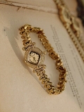 Vintage Gold Women’s Wrist Watch | French Style Dainty Luxury Elegant Timepiece