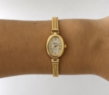 Vintage Tri-Rooe Gold Roman Numeral Bracelet Watch Elegant Oval Ladies Watch