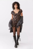 Urban Outfitters My So Called Romper S 6 Women’s Casual Floral Printed NEW 29738