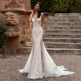 Luxurious Lace Mermaid Wedding Dresses Appliques Elegant Boho Bridal Gowns Beach