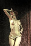 Eve La Plume – Burlesque show
