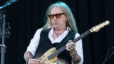 Jerry Cantrell’s Beloved “Blue Dress” Guitar Has Been Stolen